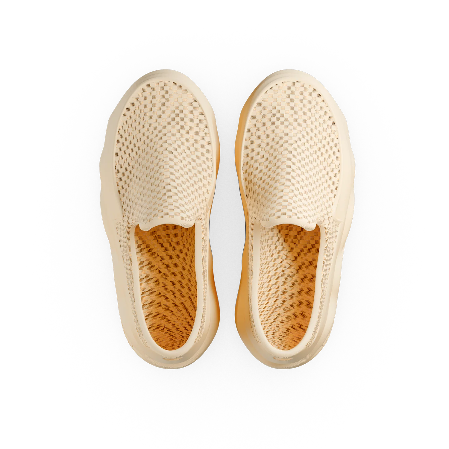 REIGN - Image 15